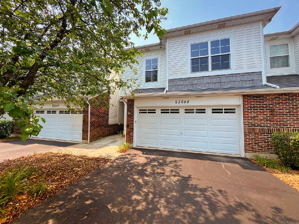 Townhomes & Homes Rented Arbor Creek Plainfield Illinois, 23045 Ironwood