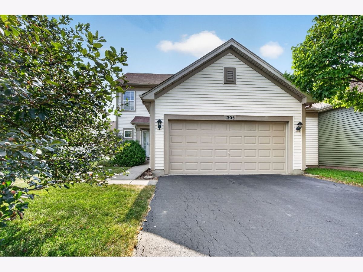  For Sale Joliet Illinois, 1205 Fawnlily Circle
