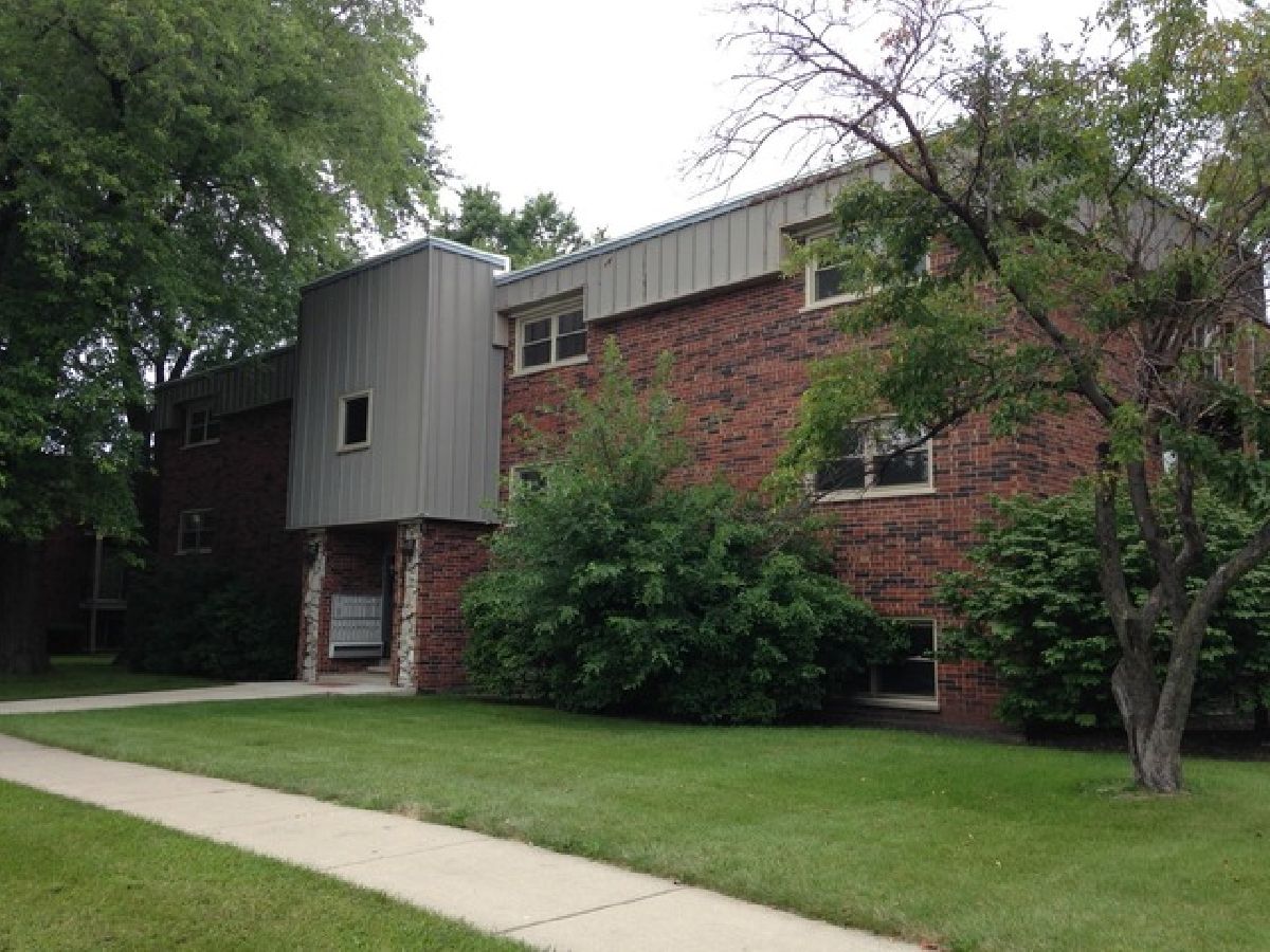  For Rent Countryside Illinois, 5720 East