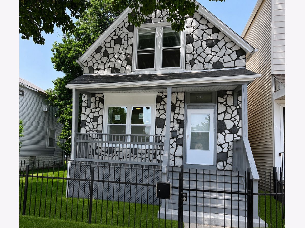  For Sale Chicago Illinois, 706 81st Street