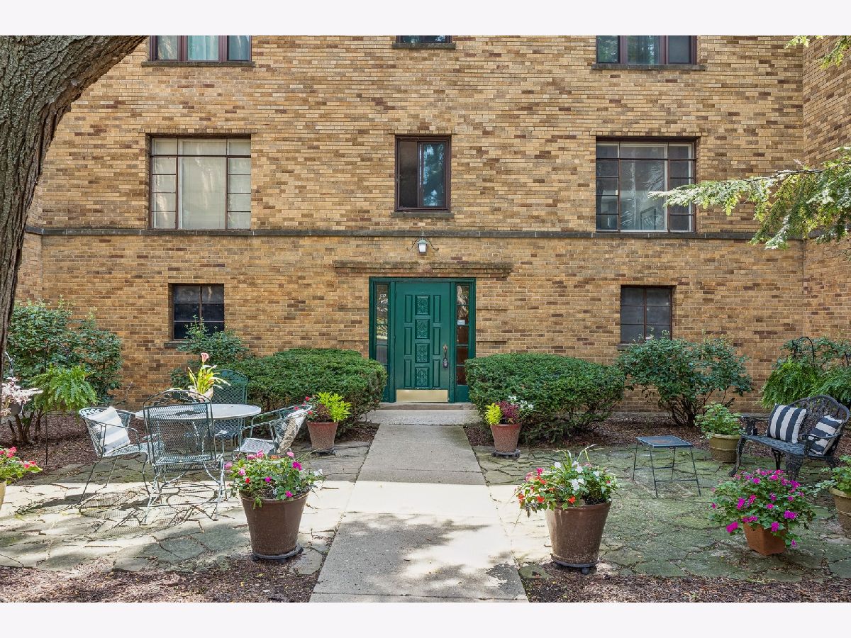  For Sale River Forest Illinois, 1535 Monroe Avenue