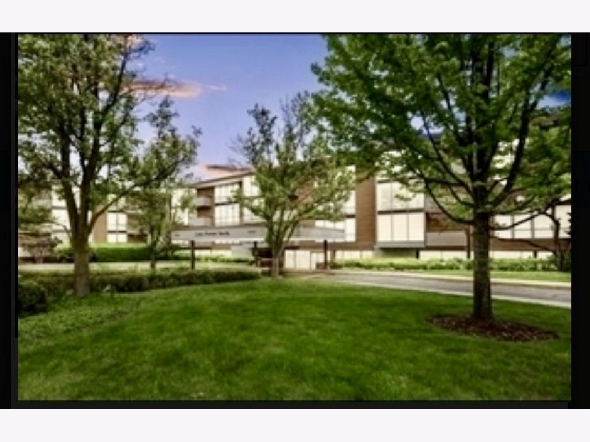  For Rent Lake Forest Illinois, 1301 Western
