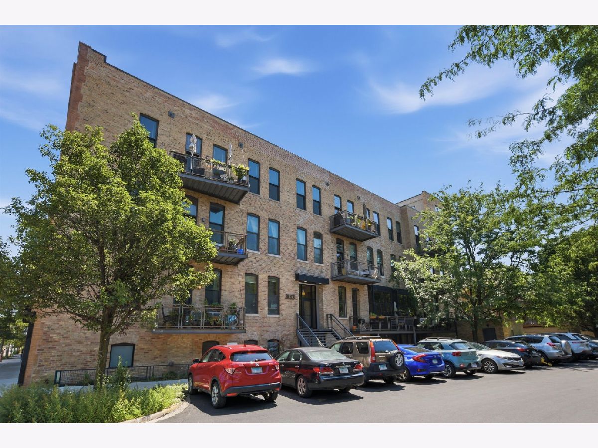 Condos & Townhomes & Homes For Sale Southport Corridor Chicago Illinois, 3133 Lakewood Avenue