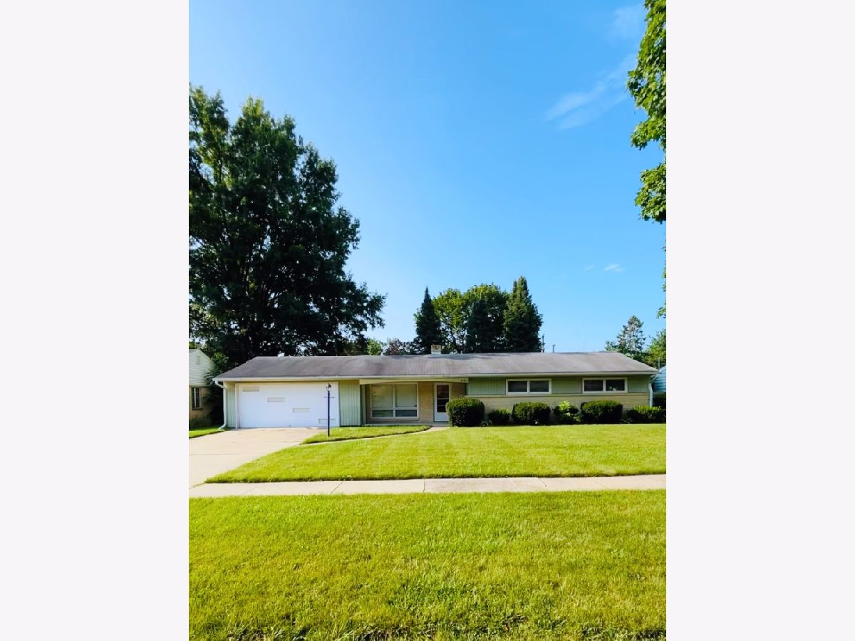  For Sale Rockford Illinois, 4103 Crestview Drive