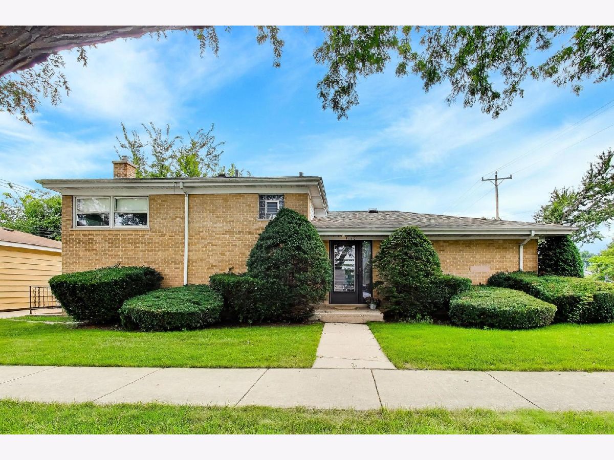  For Sale Wilmette Illinois, 3442 Wilmette Avenue