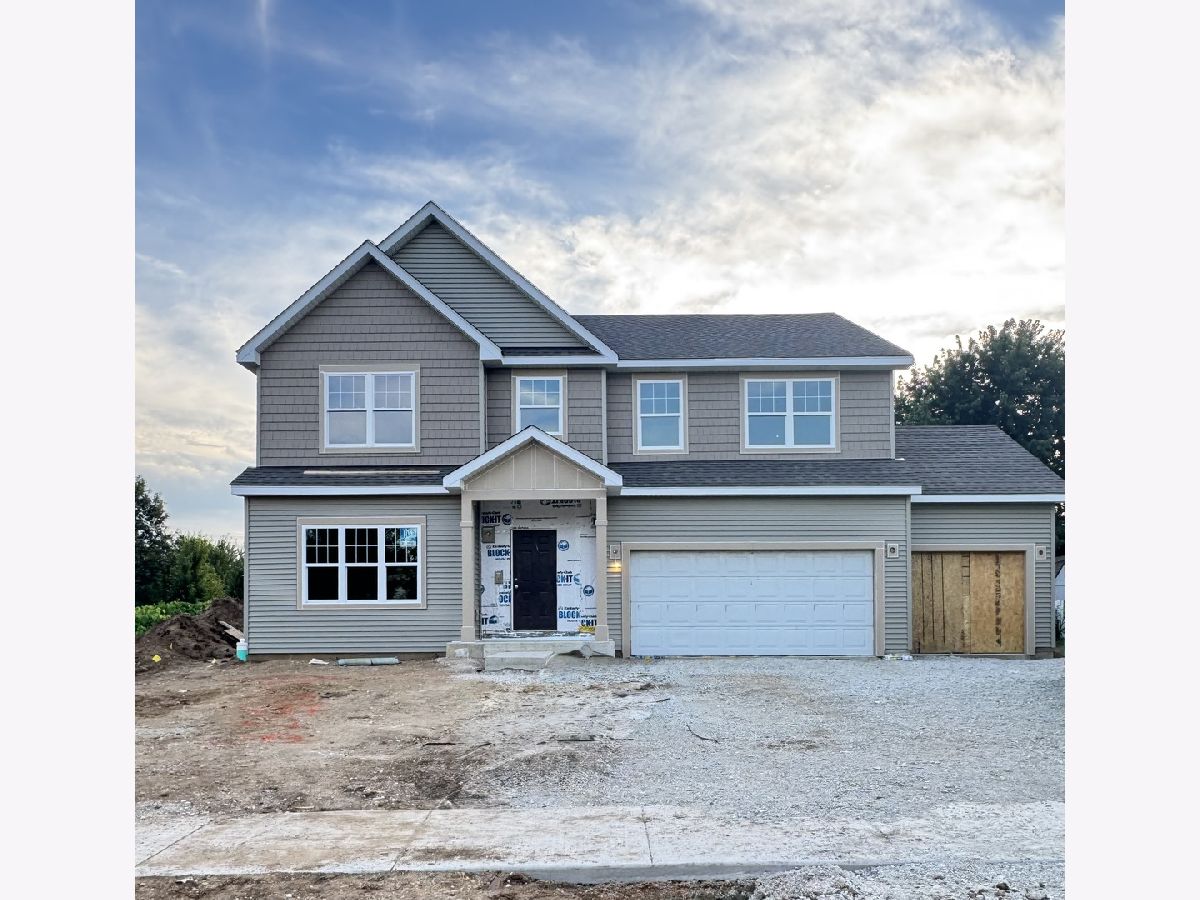  For Sale Yorkville Illinois, 1977 Switchgrass Lane
