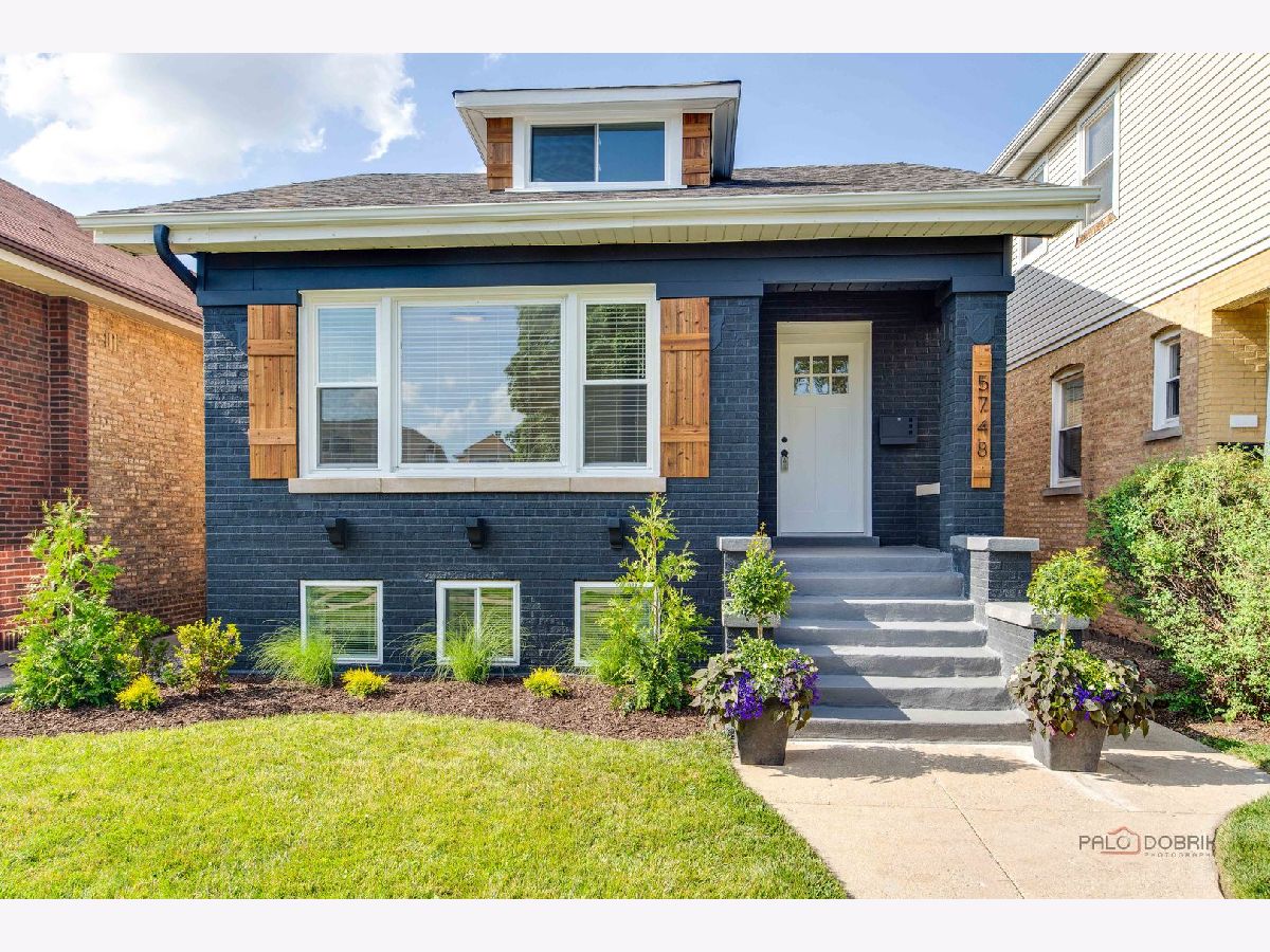  For Sale Chicago Illinois, 5748 Eastwood Avenue