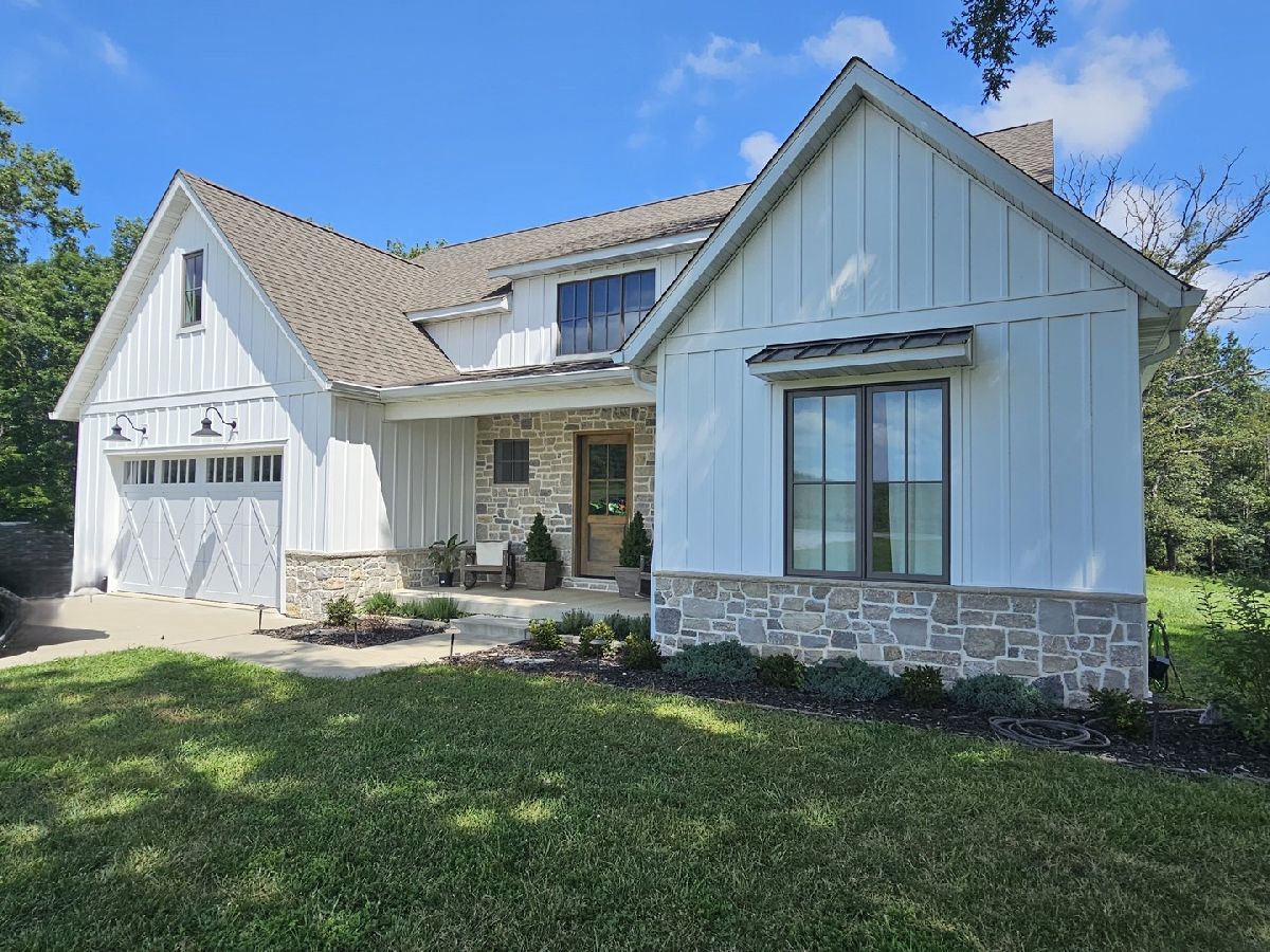  Sold Woodlawn Illinois, 5384 Houston