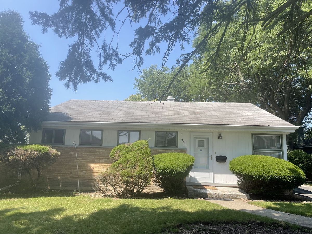  For Rent Northbrook Illinois, 1948 Lincoln