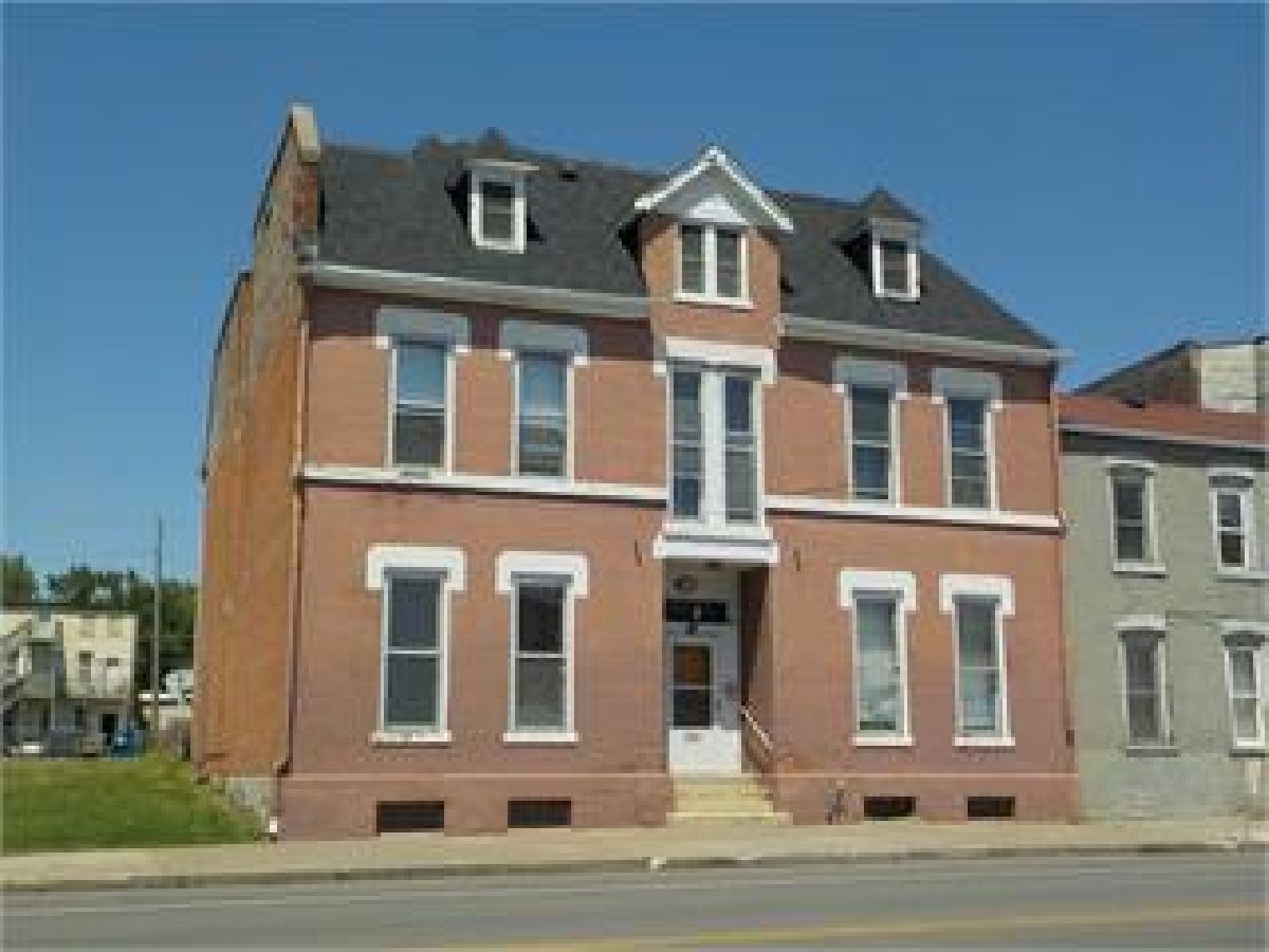  For Sale Davenport Iowa, 710 3rd Street