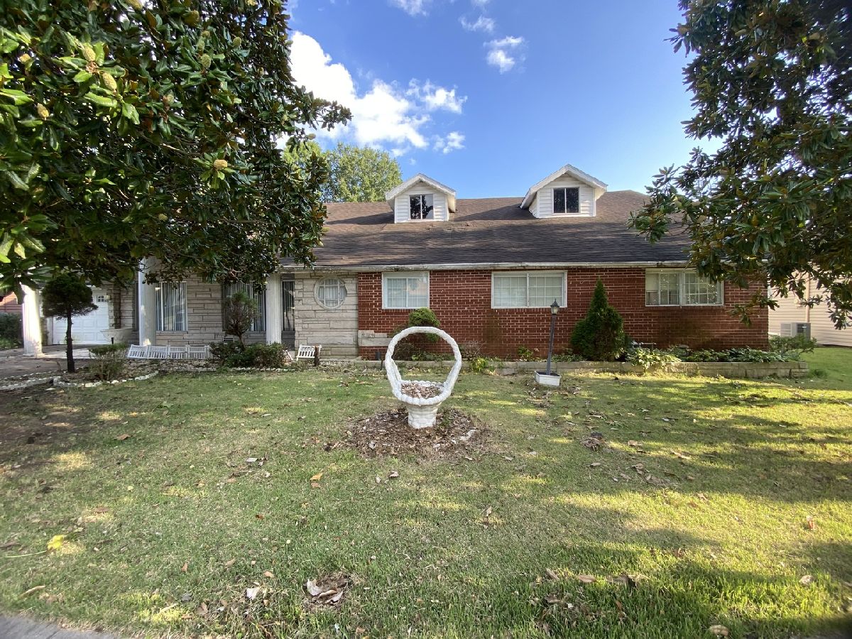  For Sale West Frankfort Illinois, 1504 Saint Louis Street