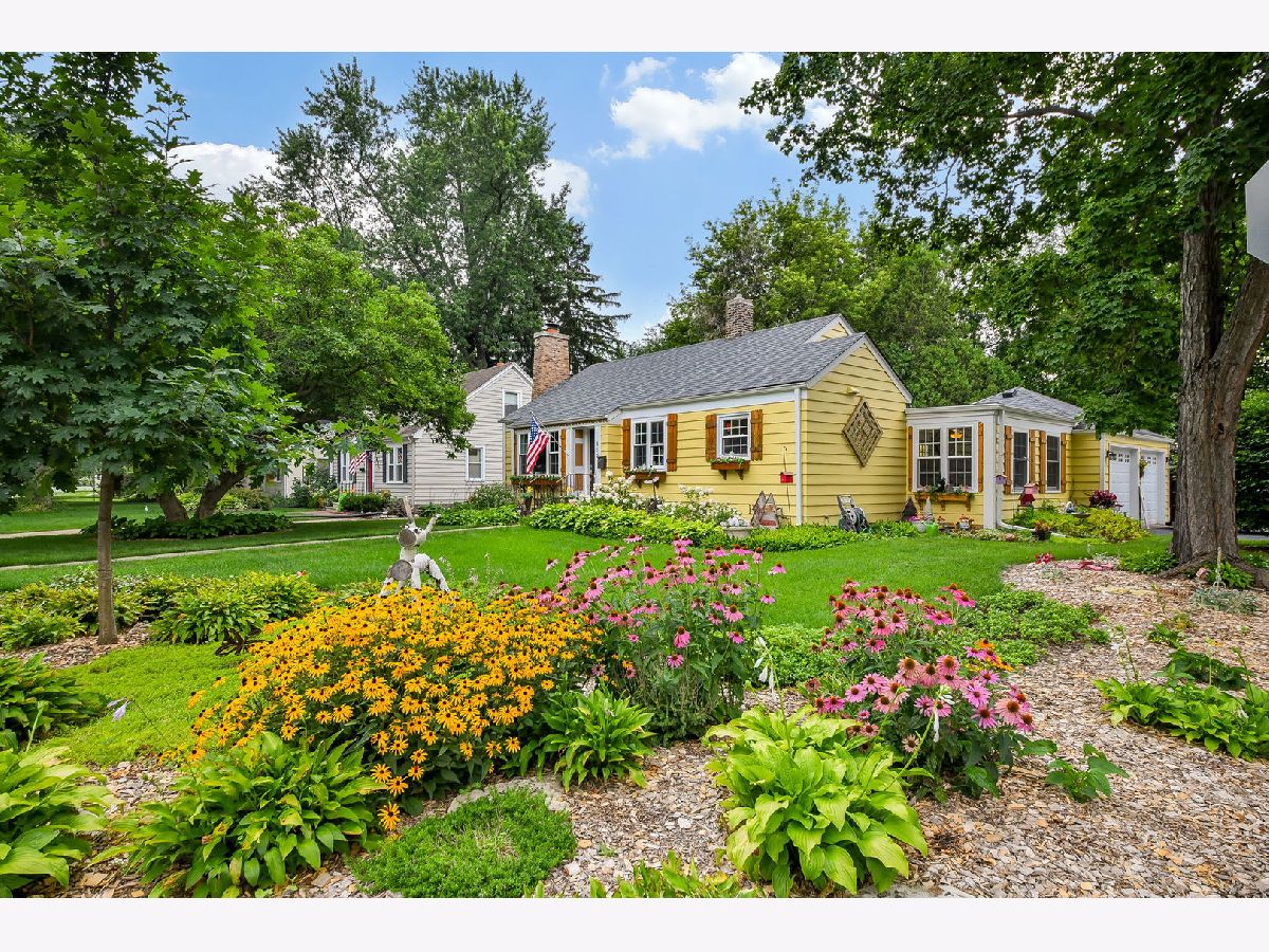  For Sale Geneva Illinois, 812 Richards Street