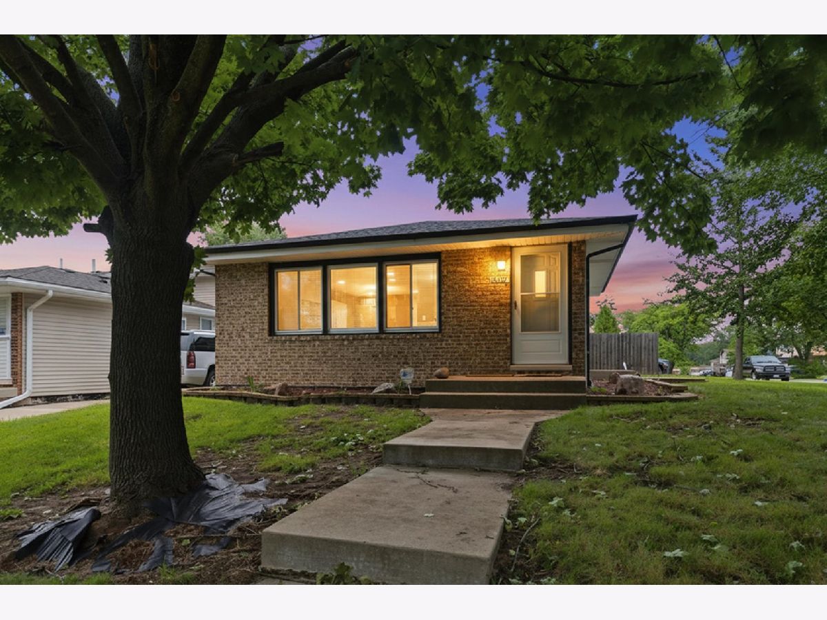  For Sale Country Club Hills Illinois, 18107 Kostner Avenue