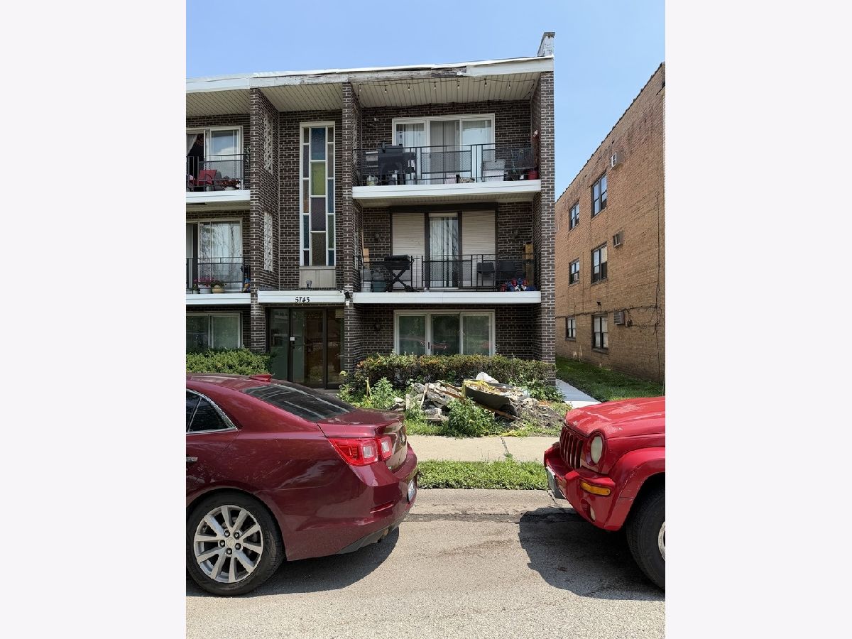  For Rent Chicago Illinois, 5743 Kenton