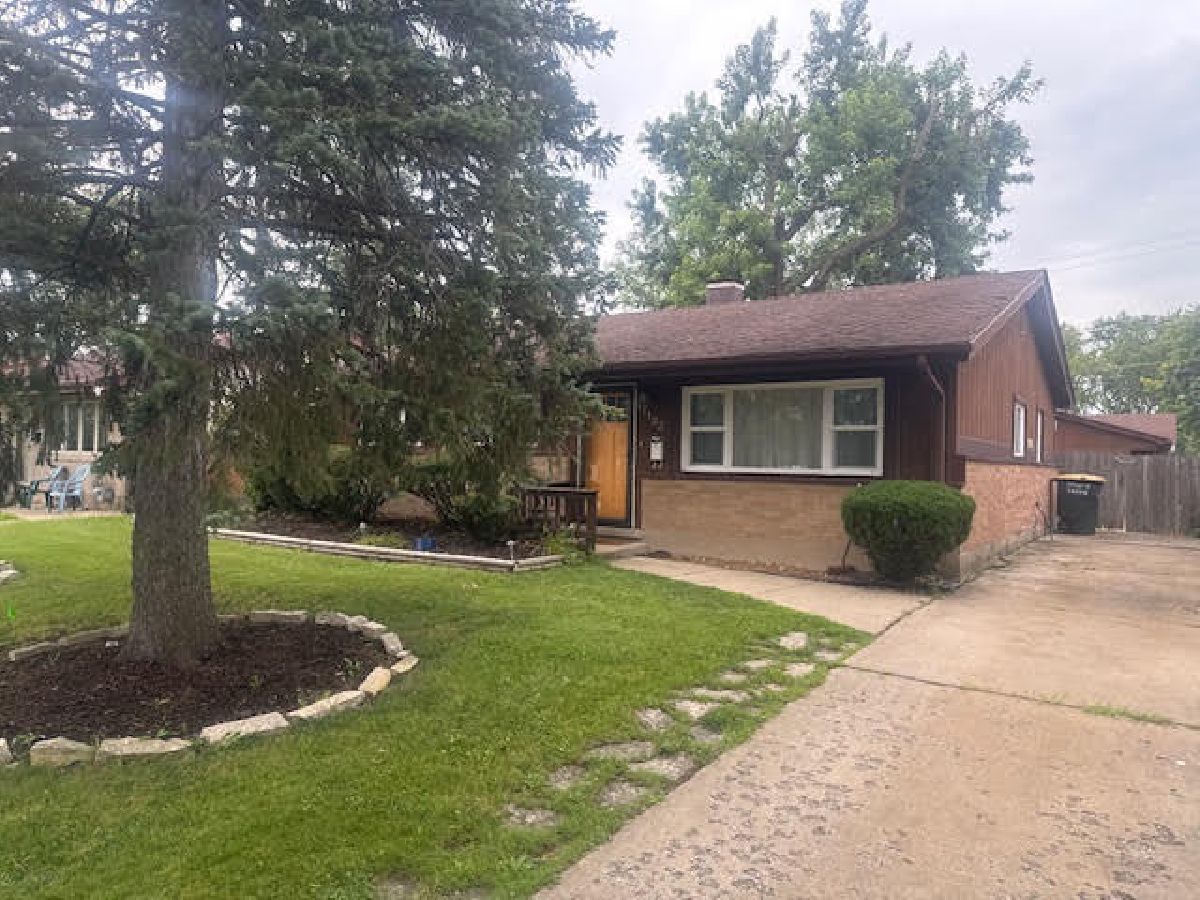  For Rent Lansing Illinois, 17122 Roy