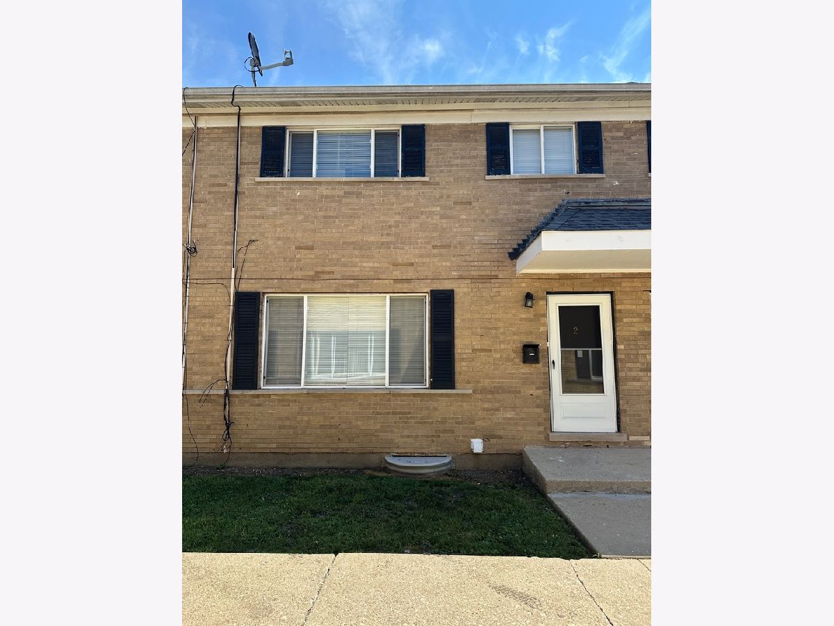  For Rent Wheaton Illinois, 1721 Roosevelt