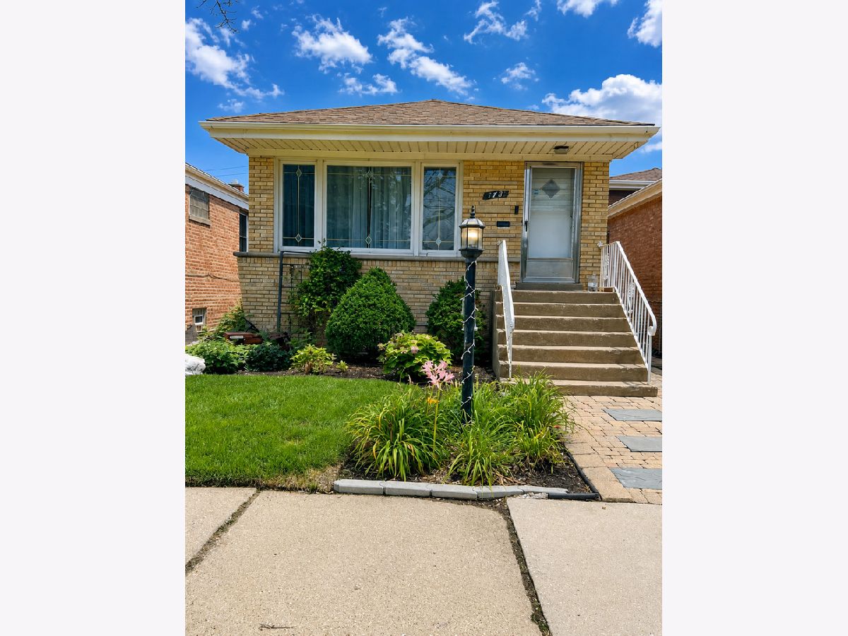 For Rent Chicago Illinois, 3713 83rd