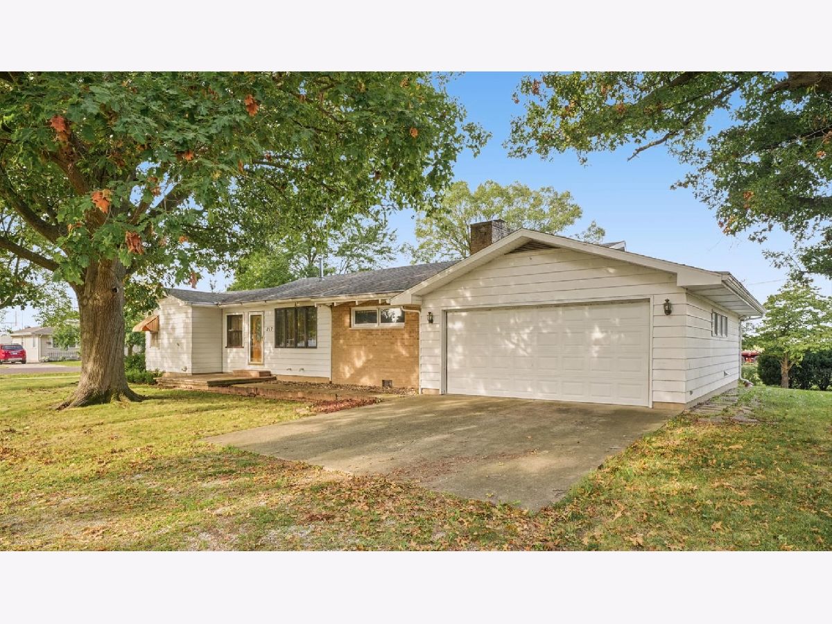  For Sale Gibson City Illinois, 217 Cedar Street