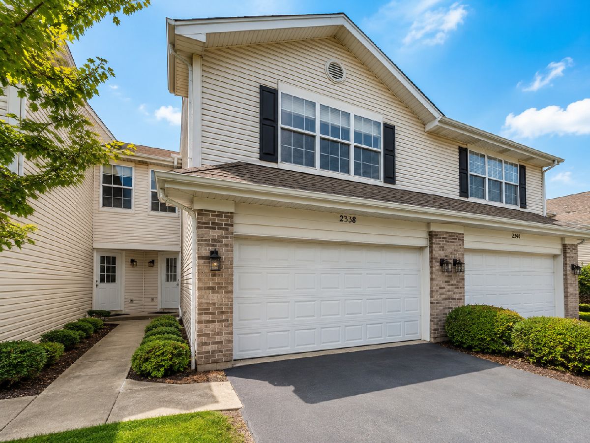  For Rent Aurora Illinois, 2338 Stoughton