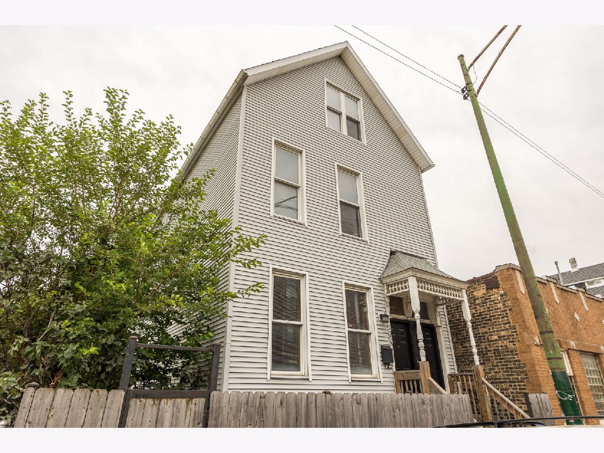  For Sale Chicago Illinois, 3008 Clybourn Avenue