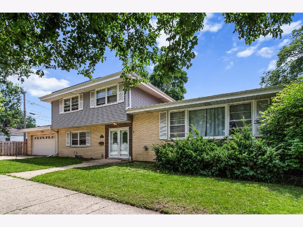  For Sale Park Ridge Illinois, 1525 Elm Street