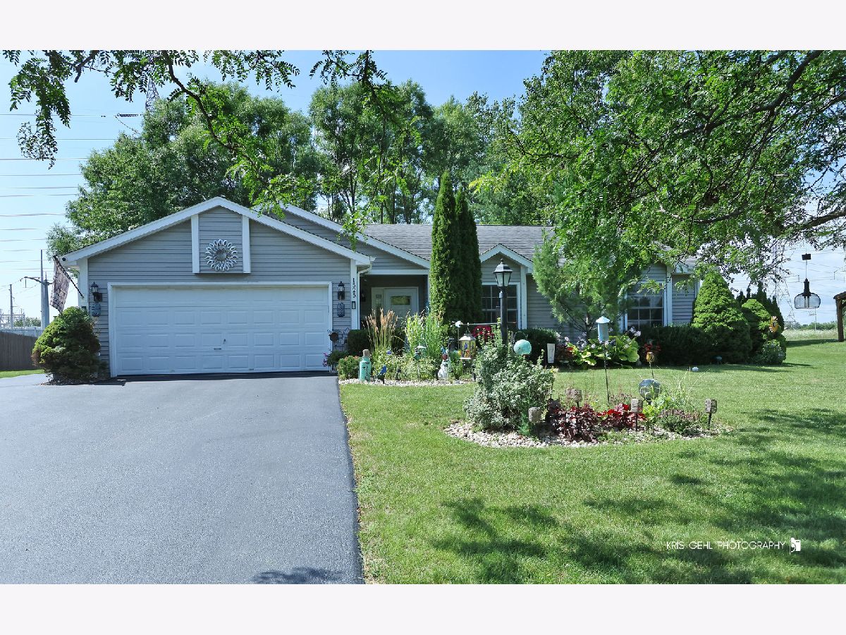  Sold Zion Illinois, 1525 Southport