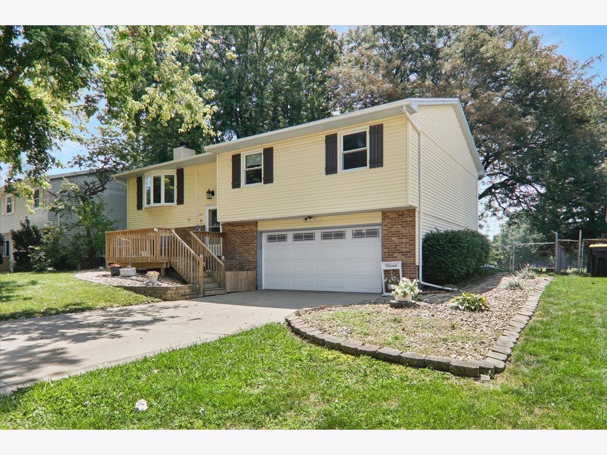 For Sale Normal Illinois, 207 Suelynn Drive