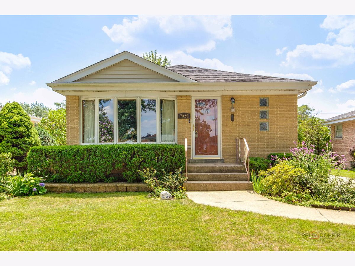 For Sale Niles Illinois, 7029 Kedzie Street