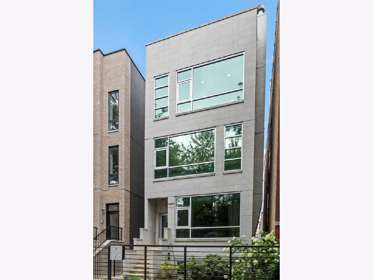  For Sale Chicago Illinois, 865 Marshfield Avenue