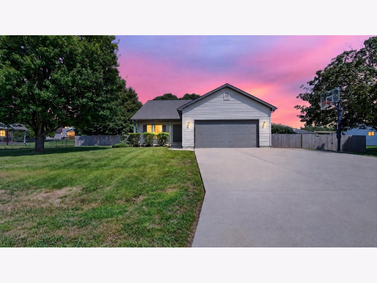  For Sale Downs Illinois, 113 Pintail Lane