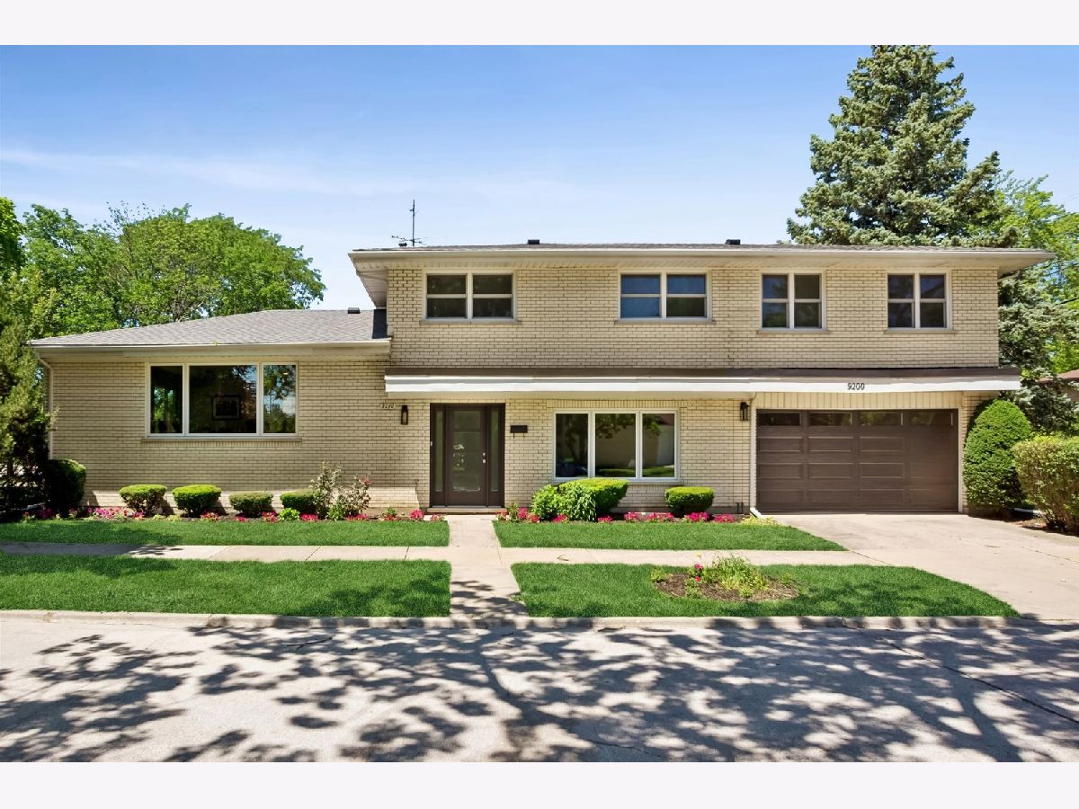  For Sale Skokie Illinois, 9200 Lowell Avenue