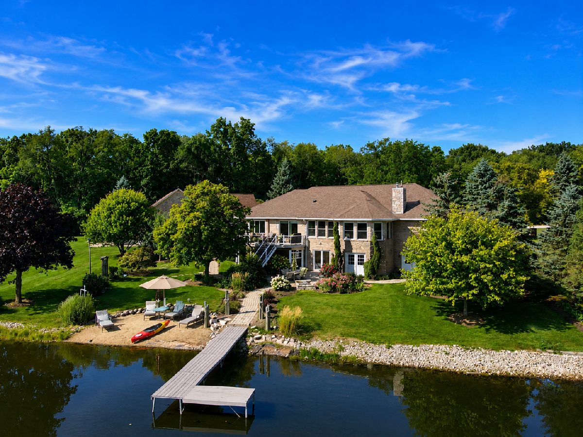 Homes For Sale Rolling Oaks Island Lake Illinois, 115 Cardinal Court