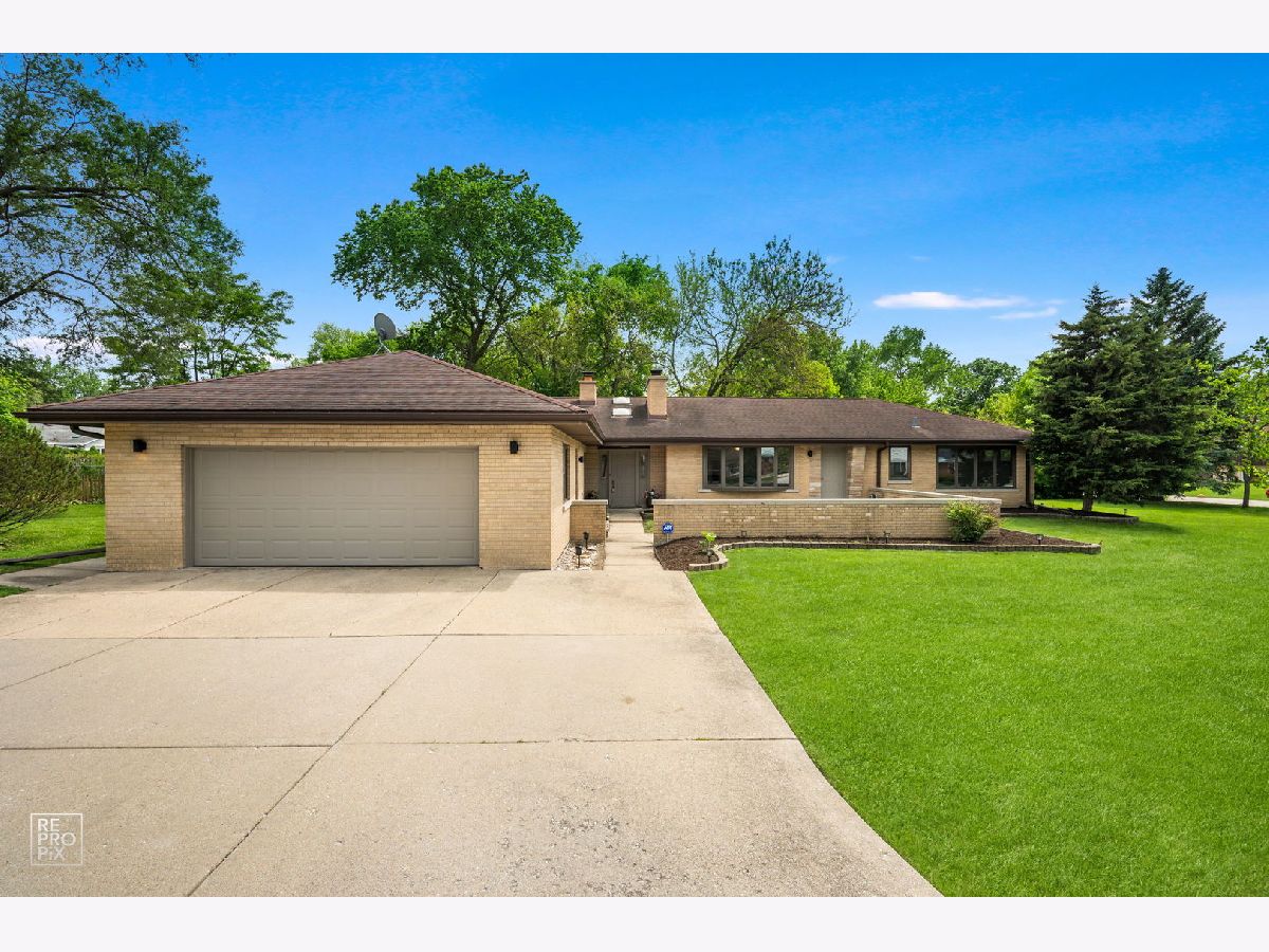  For Sale Bensenville Illinois, 16W721 Red Oak Street