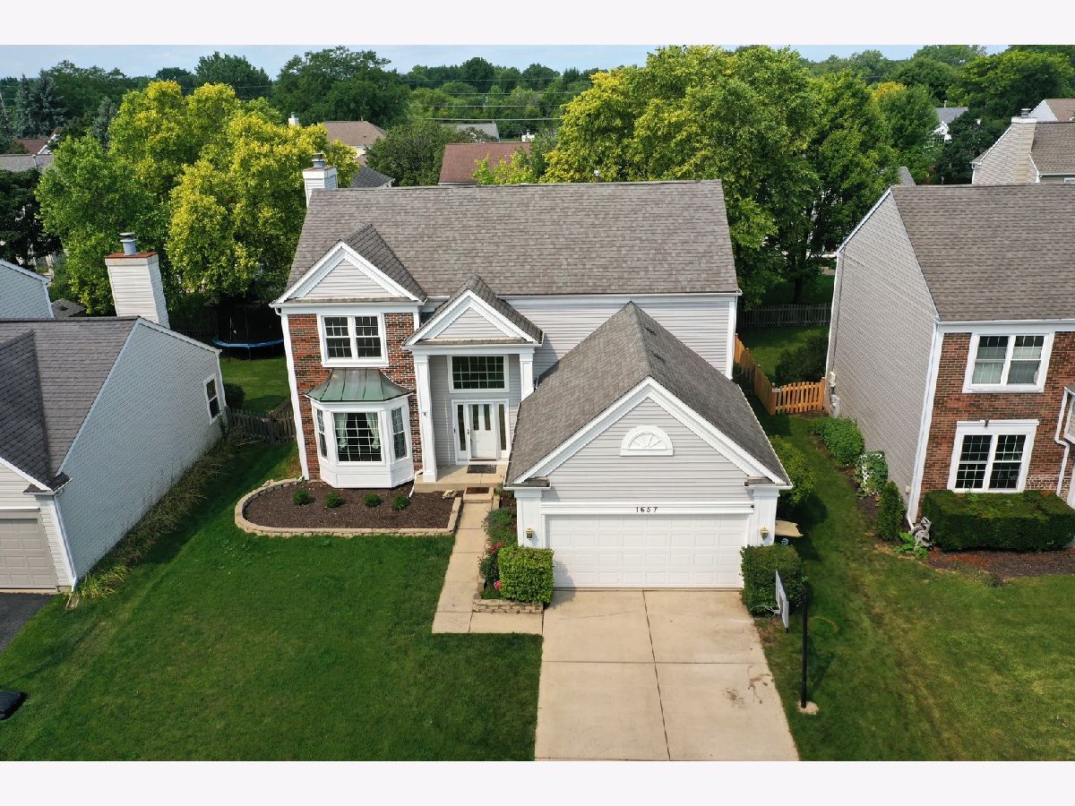Homes For Rent Chesapeake Farms Grayslake Illinois, 1657 Fairport