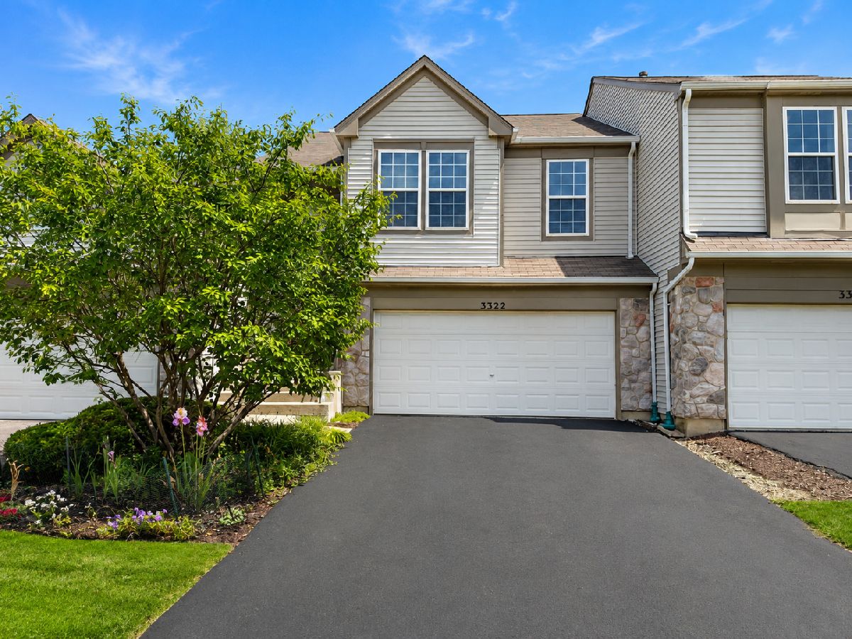  For Rent Aurora Illinois, 3322 Bromley