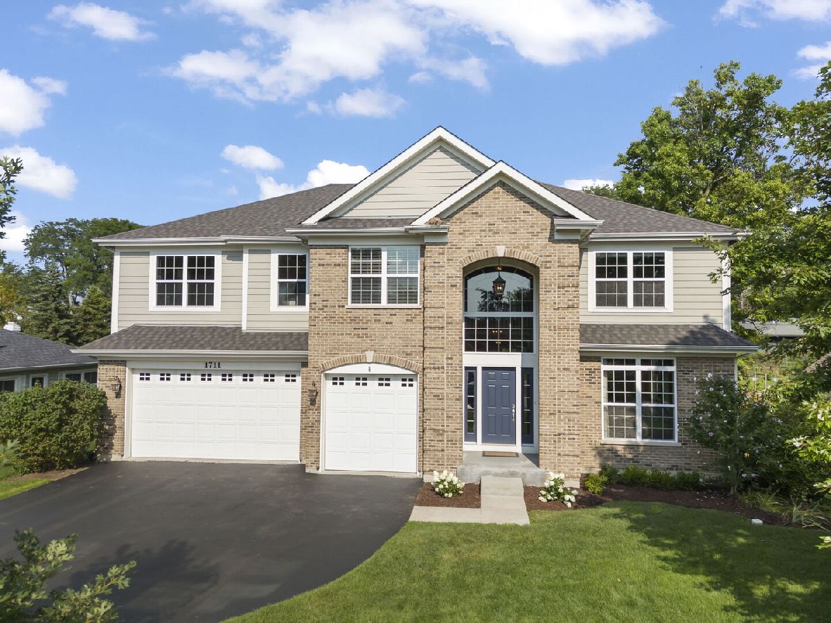  For Sale Wheaton Illinois, 1711 Driving Park Road