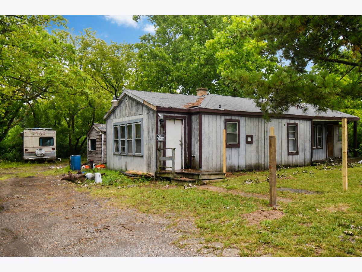 For Sale Waukegan Illinois, 2932 Darrow Lane
