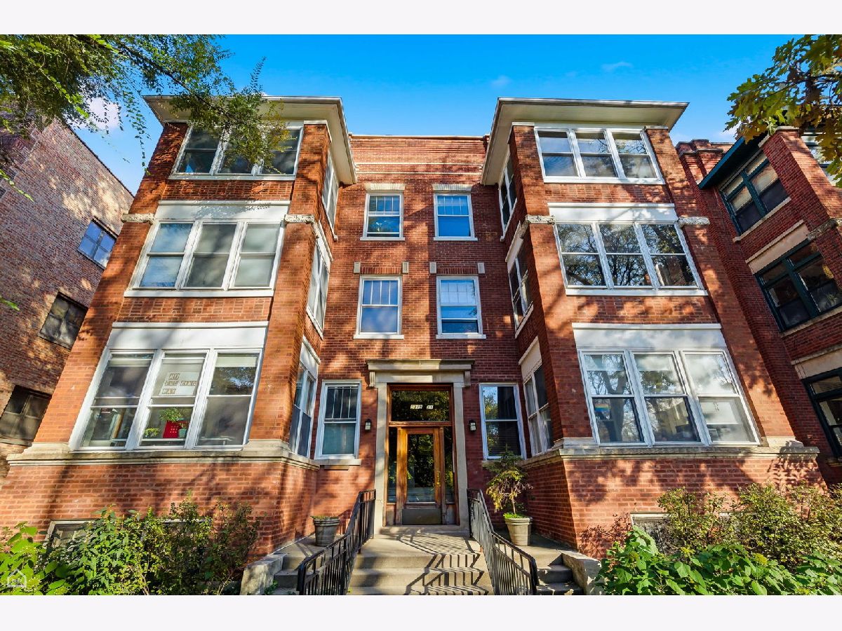 For Sale Chicago Illinois, 5321 Woodlawn Avenue