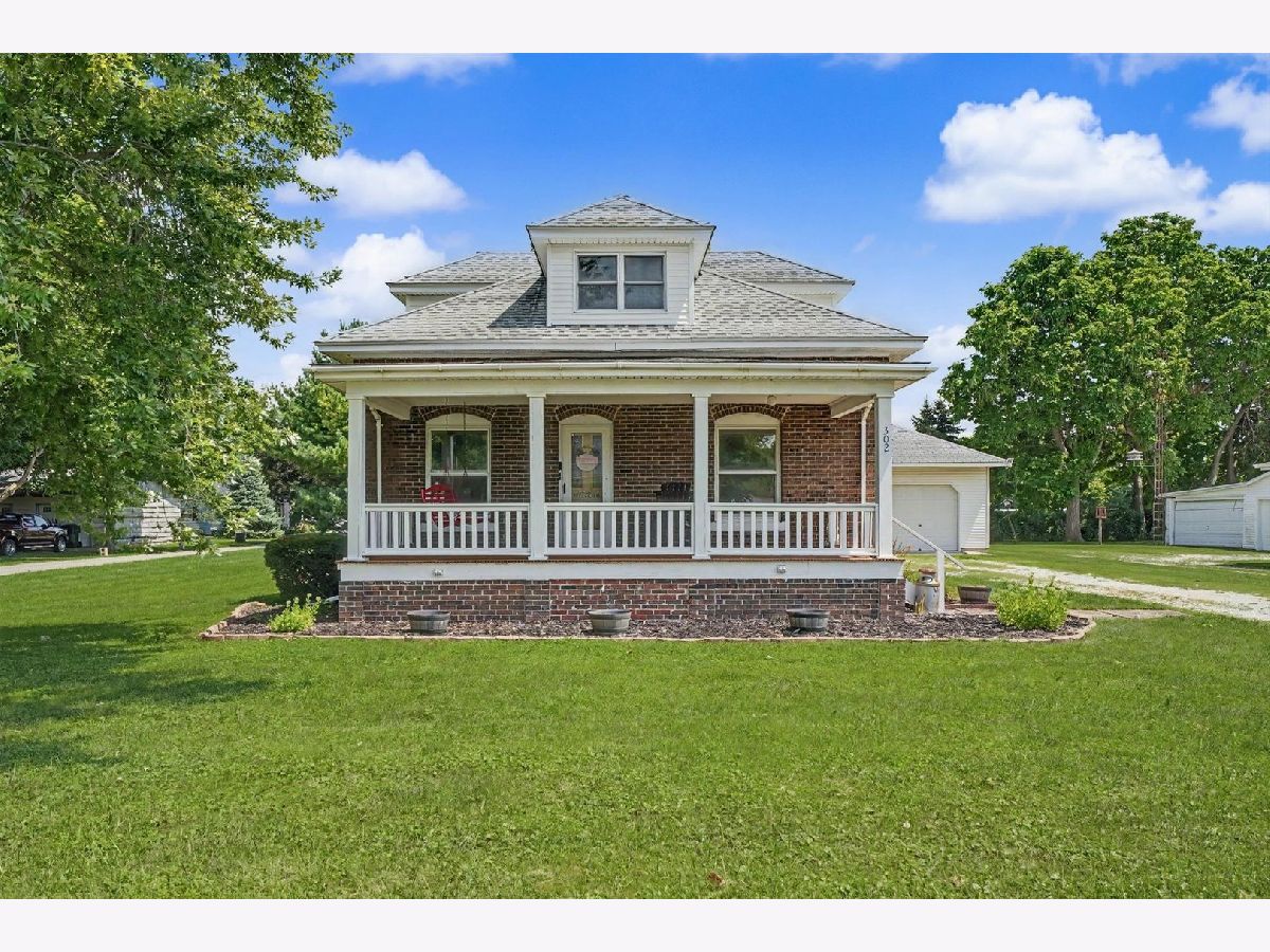  For Sale Oakwood Illinois, 302 Olmstead Street