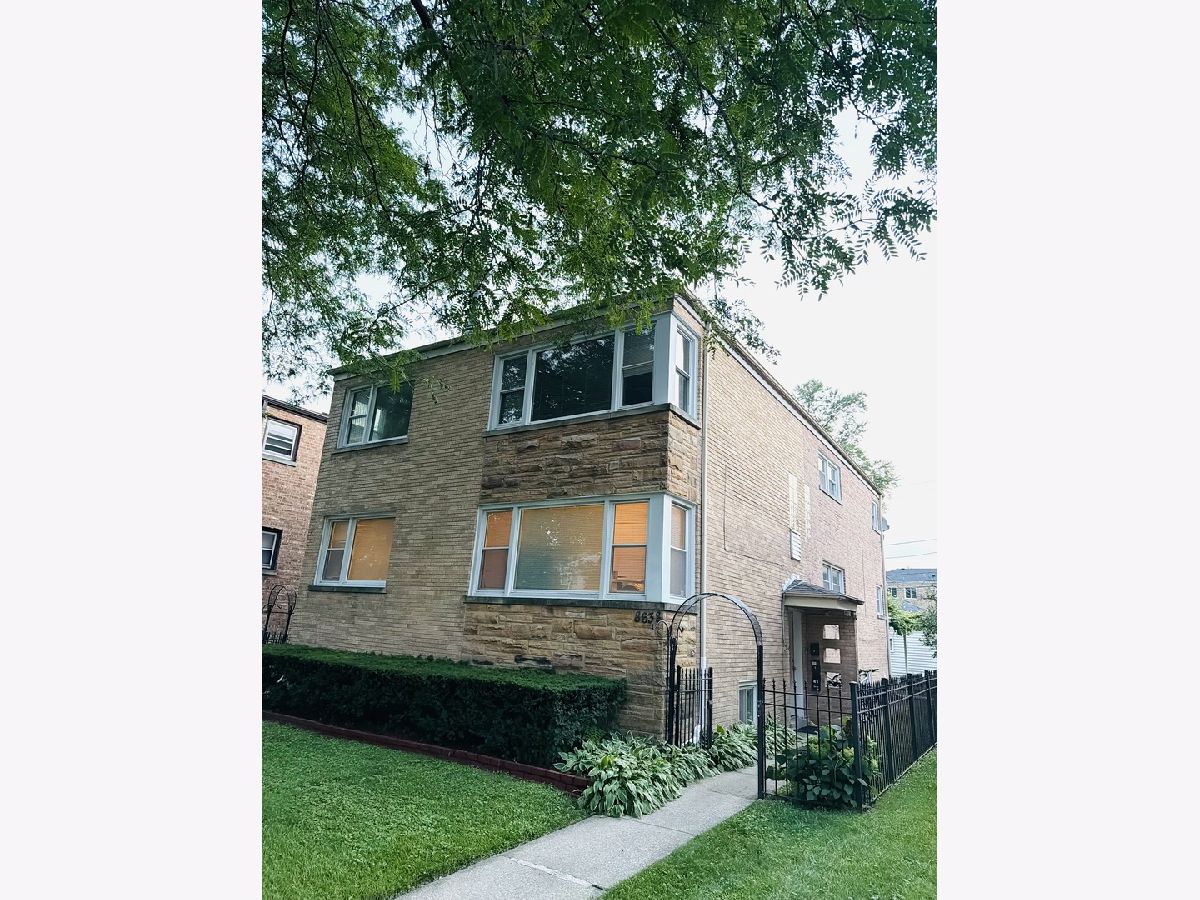  For Rent Skokie Illinois, 8638 Trumbull
