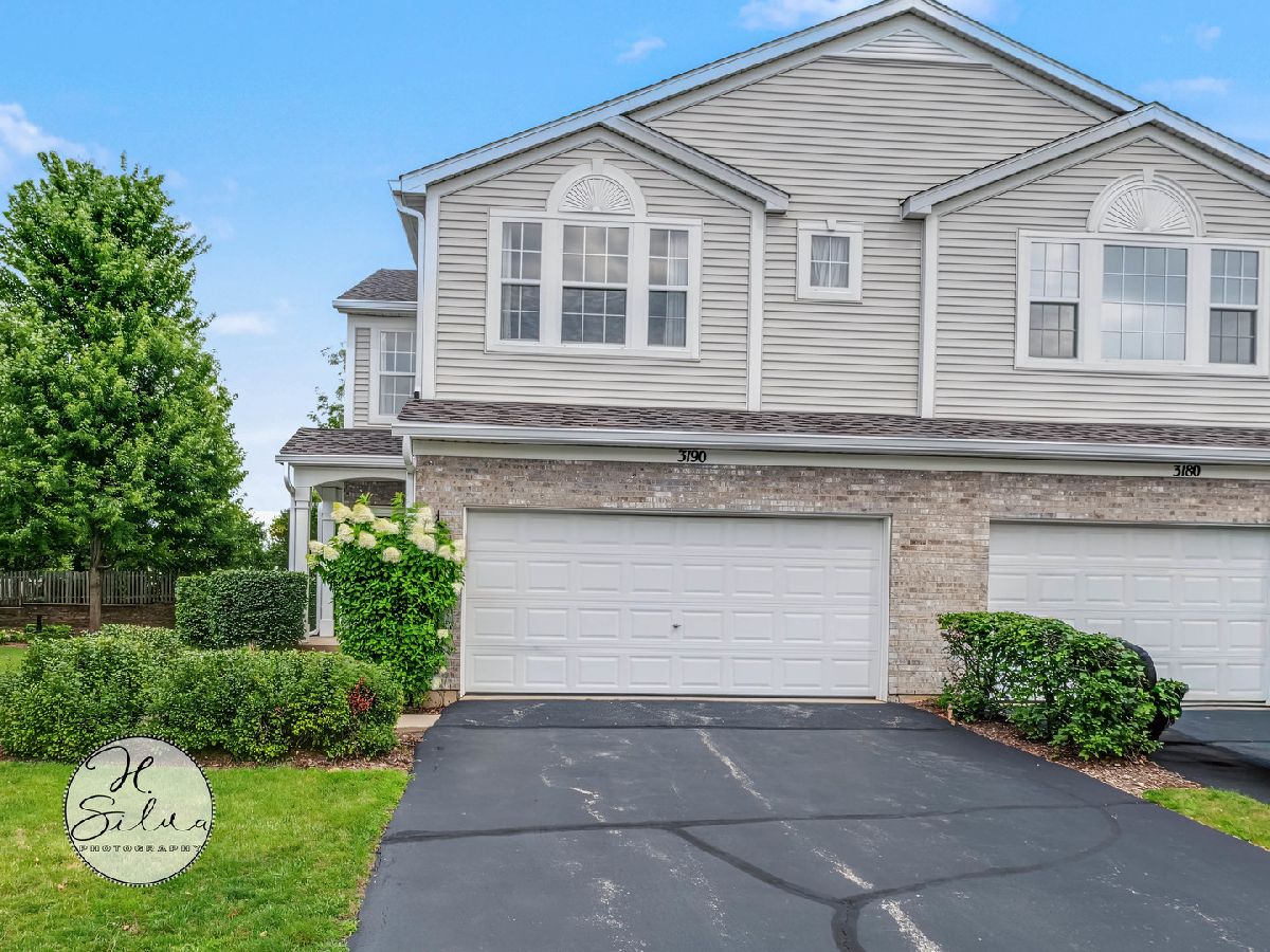 Townhomes & Condos Rented Princeton Crossing Lake In The Hills Illinois, 3190 Ronan