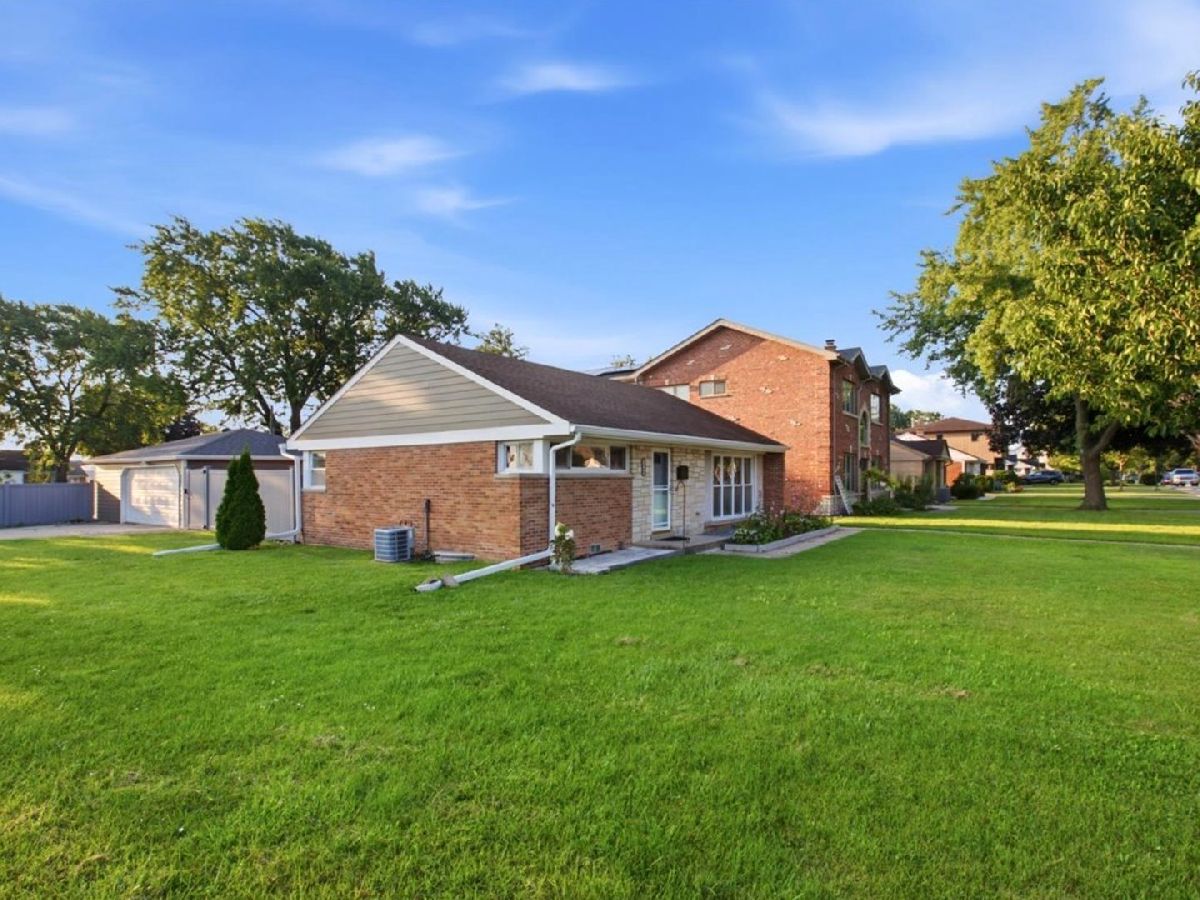 For Rent Niles Illinois, 7959 Nora