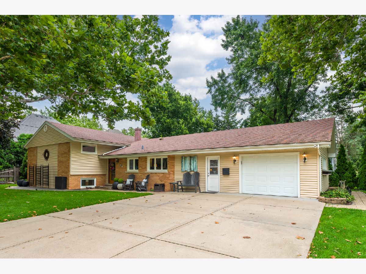  For Sale Naperville Illinois, 220 Hillside Road