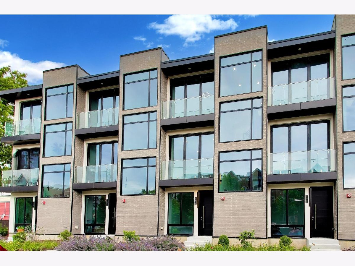  For Rent Morton Grove Illinois, 6344 Hennings