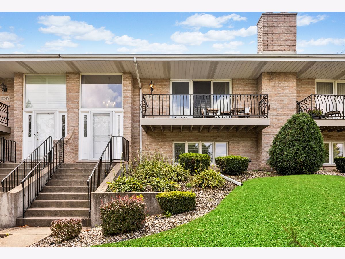  For Sale Orland Park Illinois, 11051 Louetta Lane