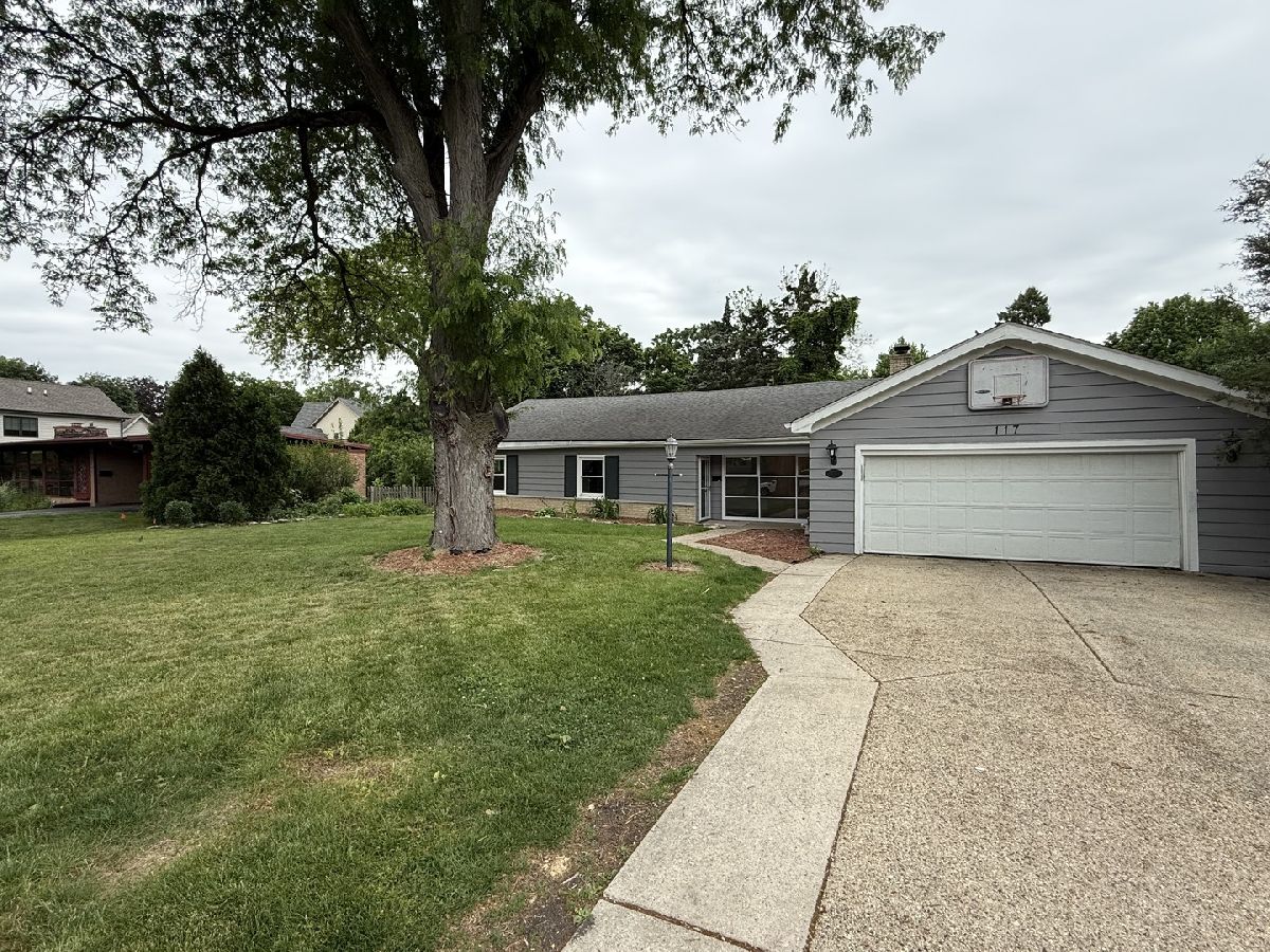  For Sale Wheaton Illinois, 117 Elm Street