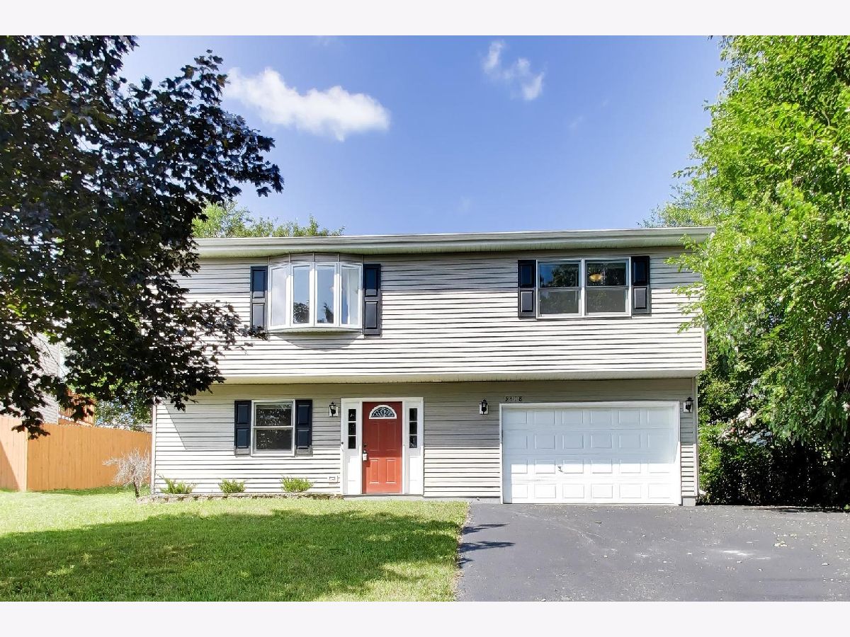  For Sale Mchenry Illinois, 5418 Hillside Drive