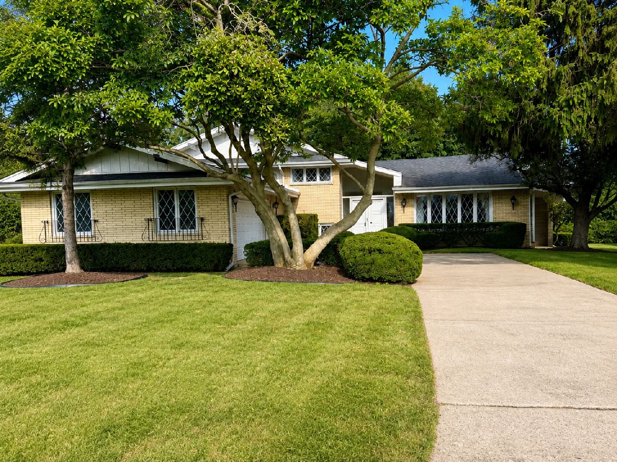  For Sale Palos Heights Illinois, 12217 Flambeau Drive