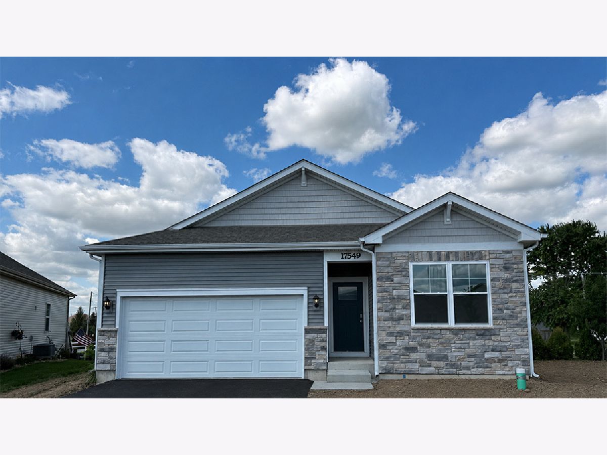  For Sale Lockport Illinois, 17549 Windemere Circle