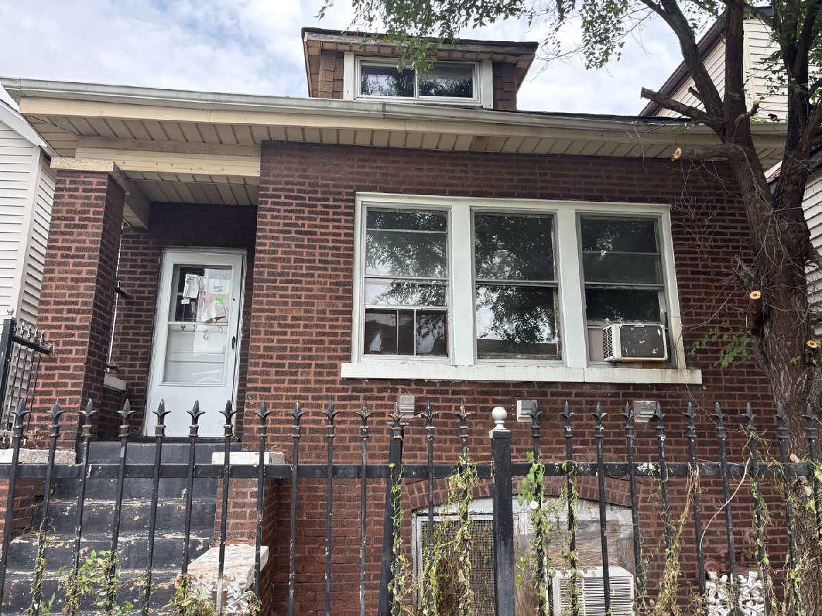  For Sale Chicago Illinois, 4928 Congress Parkway
